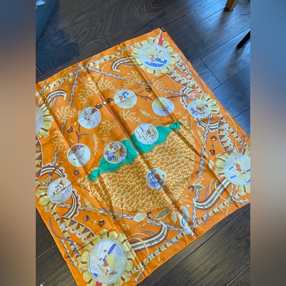 Hermes Orange L'Ombrelle Magique Silk Scarf - Picture 2 of 9